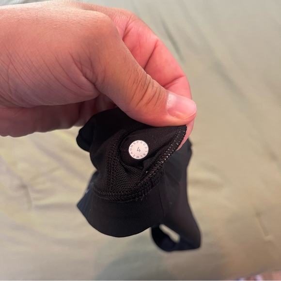 lululemon athletica High Neck Sports Bra - Picture 3 of 3